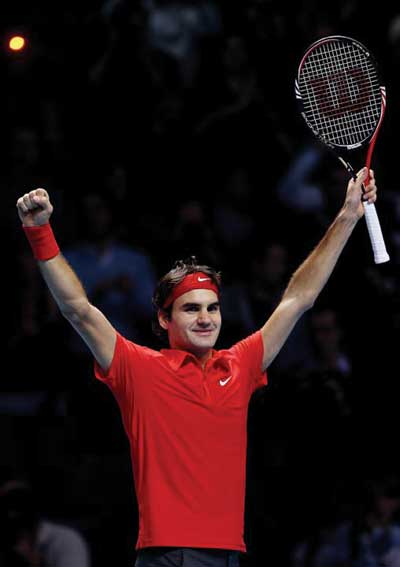 Wilson_Federer-World-Finals.jpg